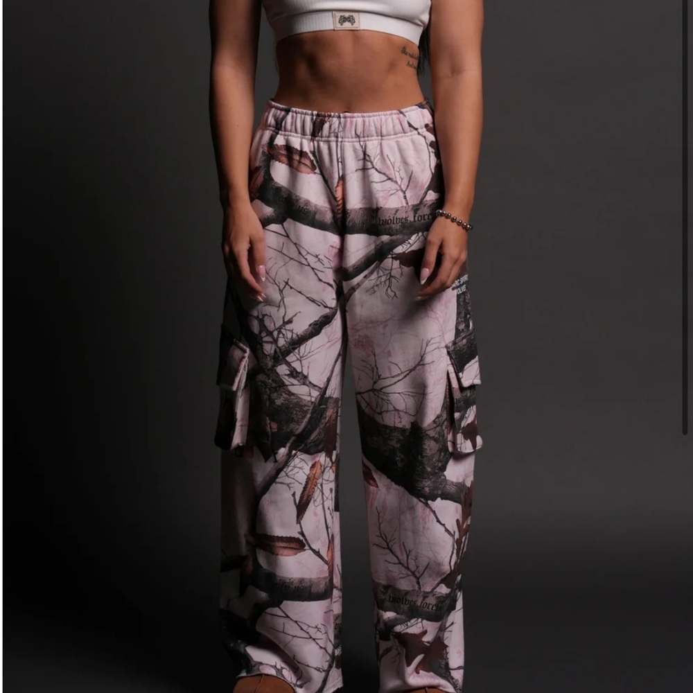 Darcsport Pink Woodland Camo Sweatpants
